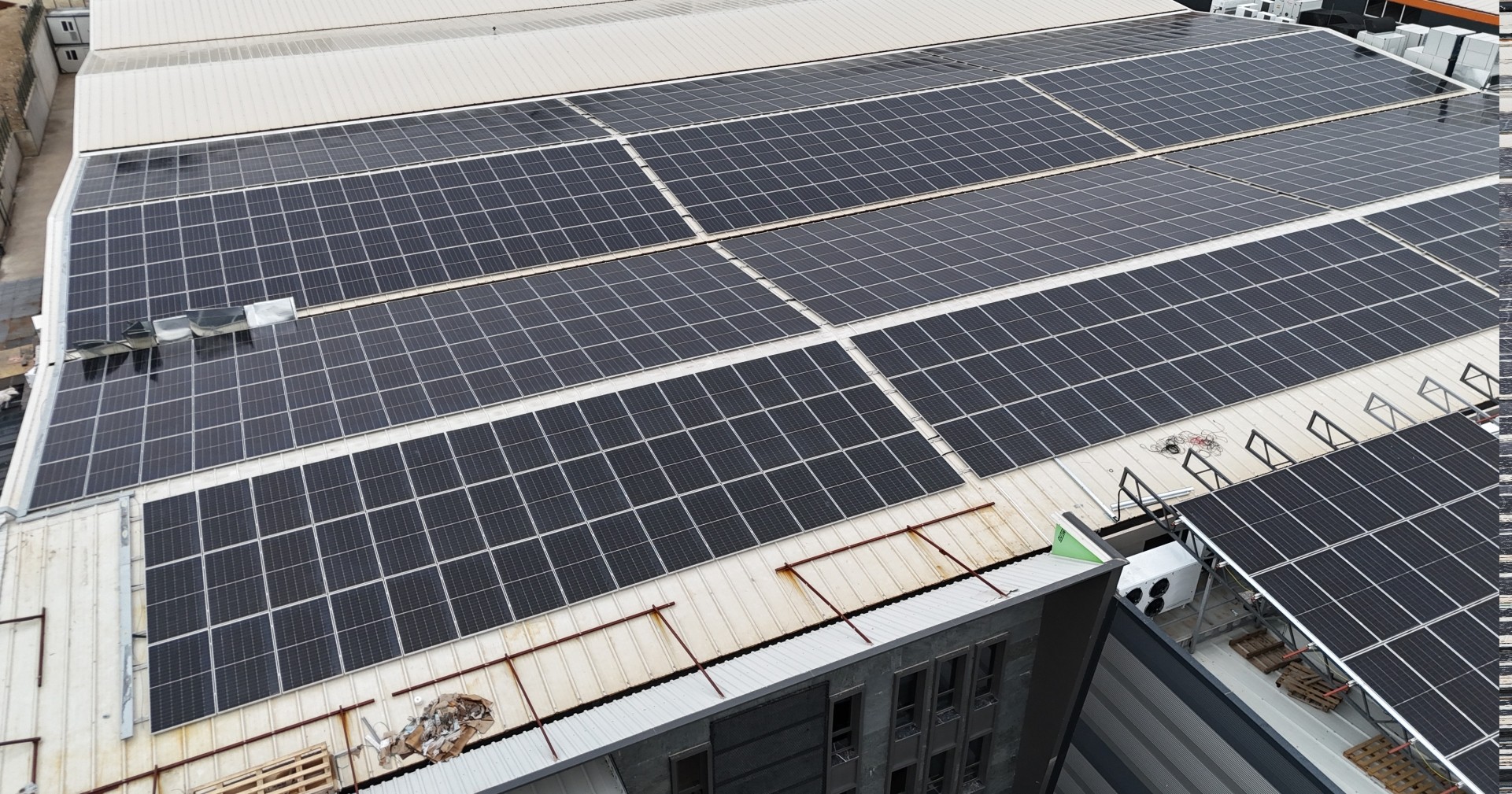 Kazan Saray Fabrika Çatı GES