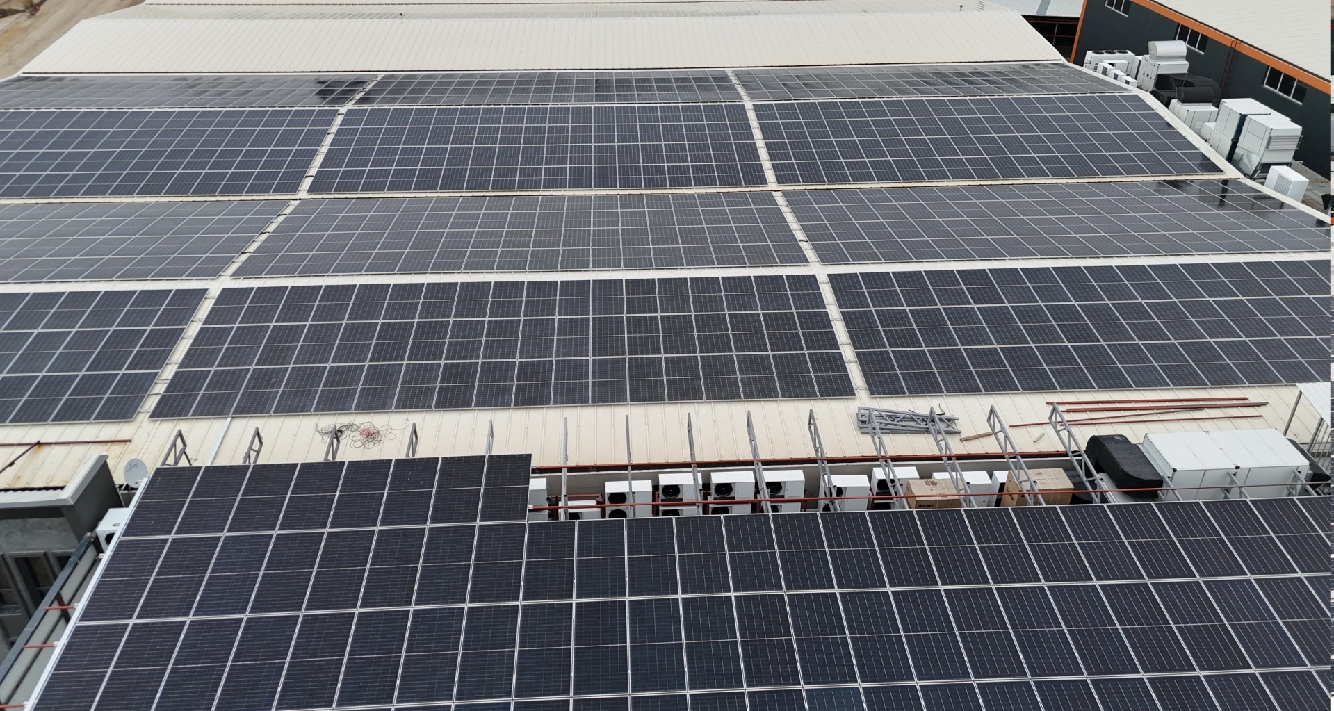 Kazan Saray Fabrika Çatı GES